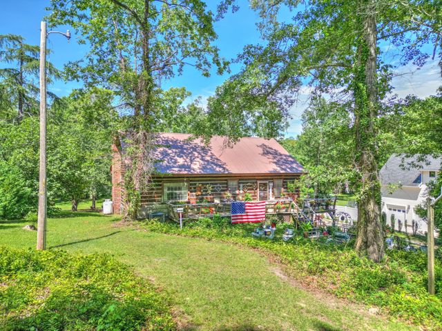 1226 Saint Julien Drive, Eutawville, SC 29048