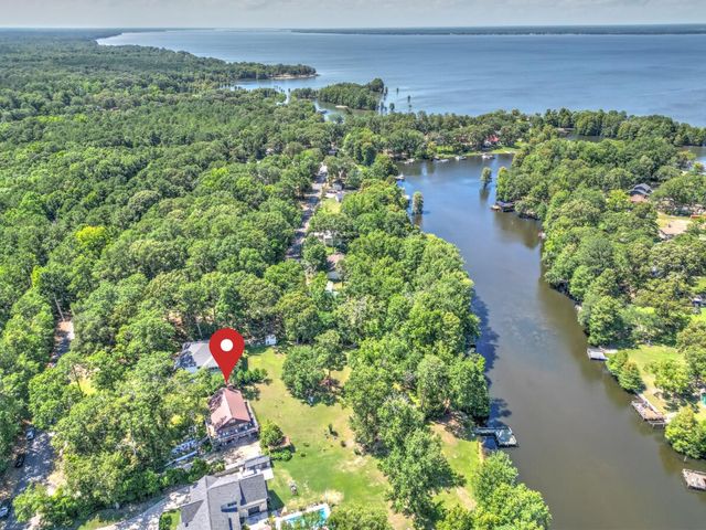 1226 Saint Julien Drive, Eutawville, SC 29048