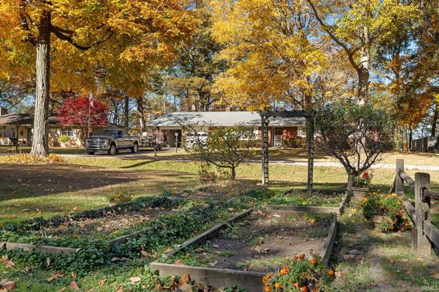 3611 Woodcliff Drive, Lafayette, IN 47905