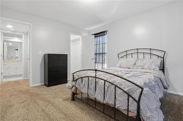 12665 W 110TH Terrace, Overland Park, KS 66210