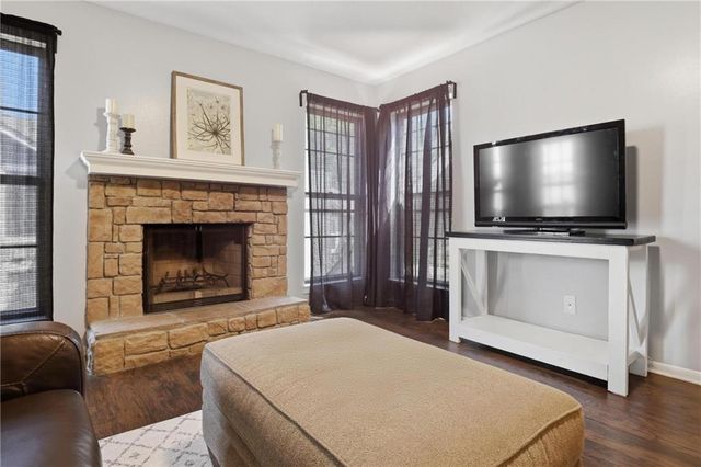 12665 W 110TH Terrace, Overland Park, KS 66210