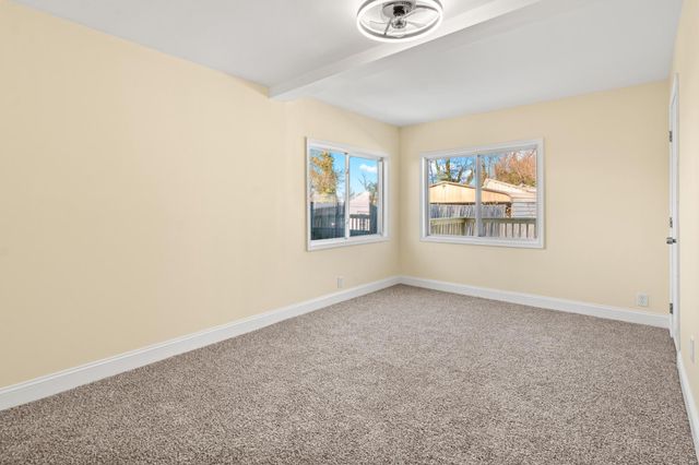 315 RIVERSIDE DR, Essex, MD 21221