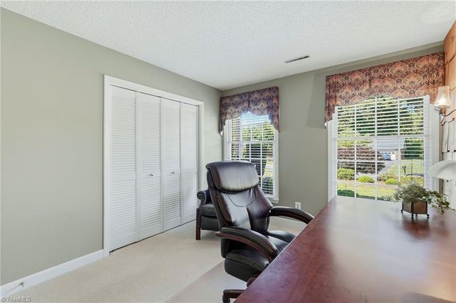 1075 Foothills Drive, Kernersville, NC 27284