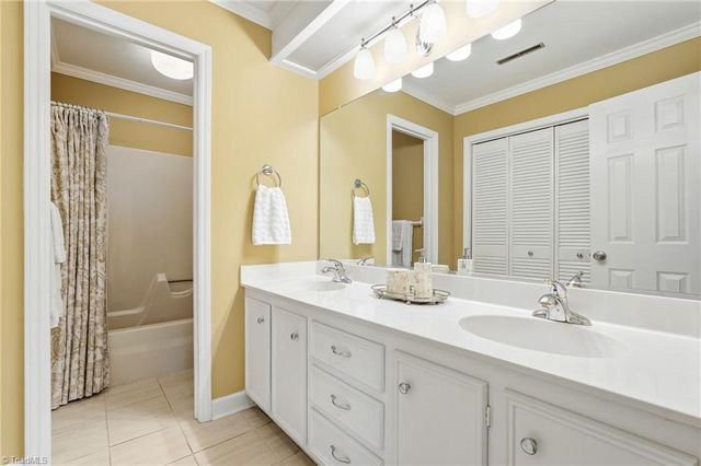 1075 Foothills Drive, Kernersville, NC 27284