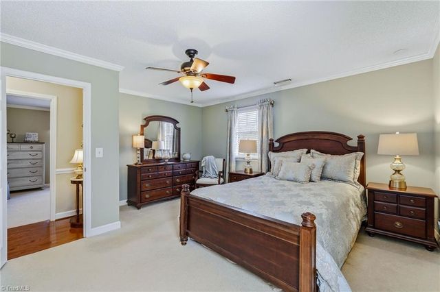 1075 Foothills Drive, Kernersville, NC 27284