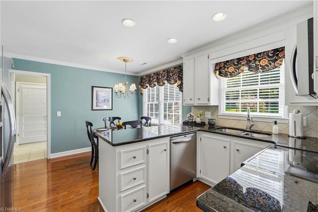 1075 Foothills Drive, Kernersville, NC 27284