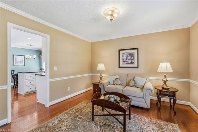 1075 Foothills Drive, Kernersville, NC 27284