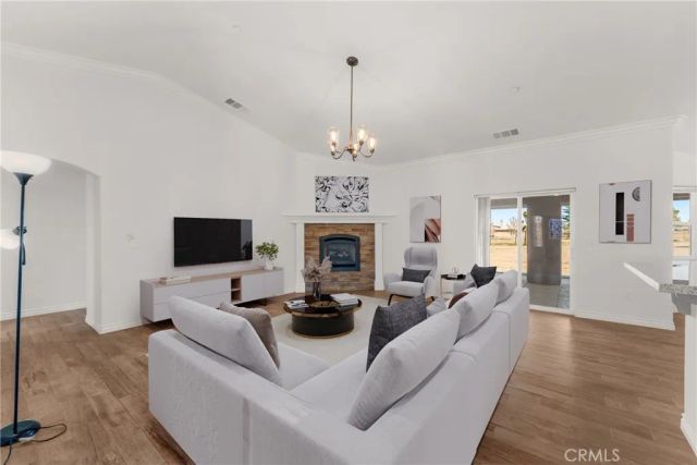 11423 Desert View, Pinon Hills, CA 92372