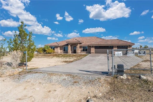 11423 Desert View, Pinon Hills, CA 92372