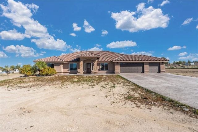 11423 Desert View, Pinon Hills, CA 92372