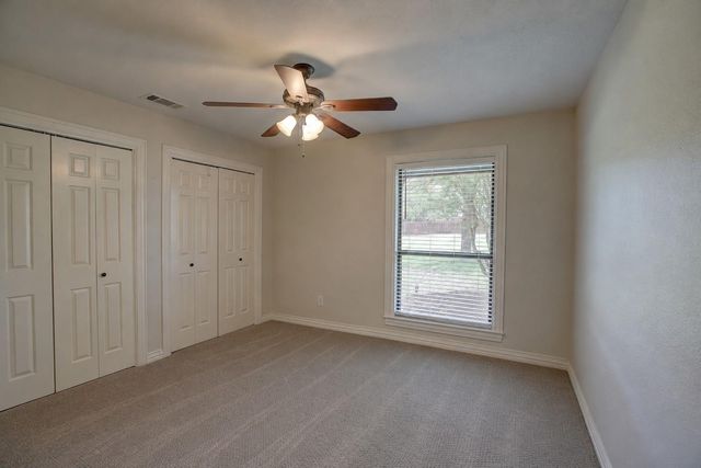205 E Esparada DR, Georgetown, TX 78628