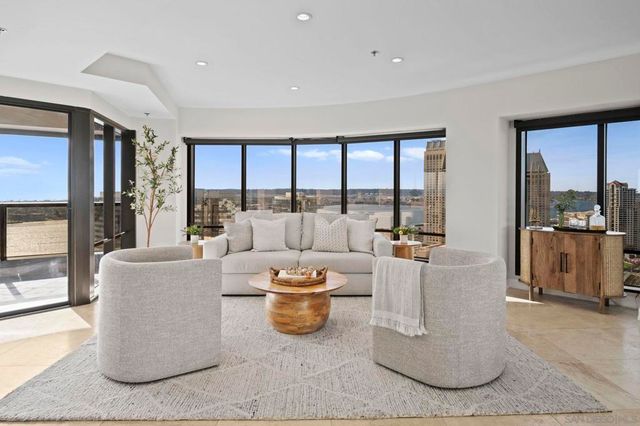 100 Harbor Dr 3005, San Diego, CA 92101