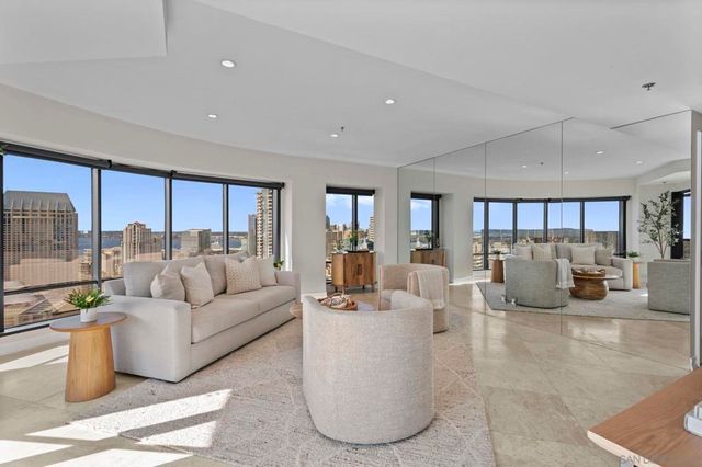 100 Harbor Dr 3005, San Diego, CA 92101