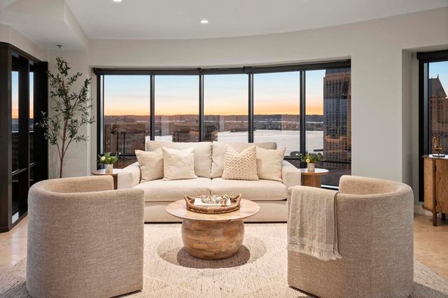 100 Harbor Dr 3005, San Diego, CA 92101