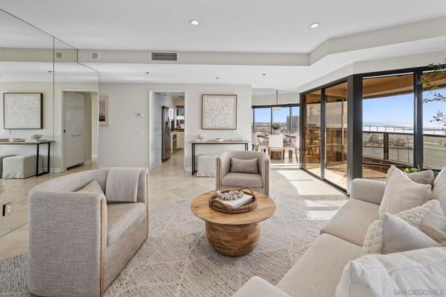 100 Harbor Dr 3005, San Diego, CA 92101