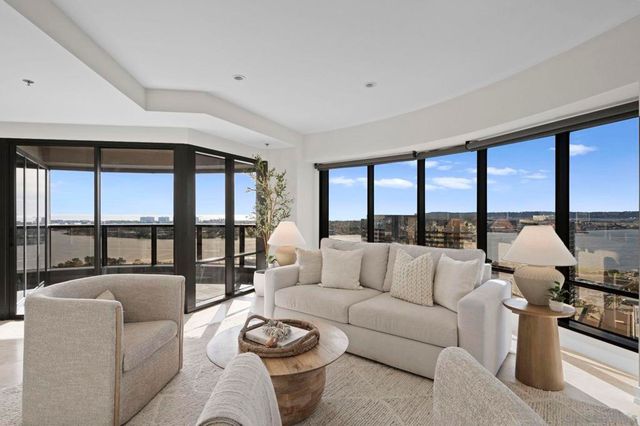 100 Harbor Dr 3005, San Diego, CA 92101