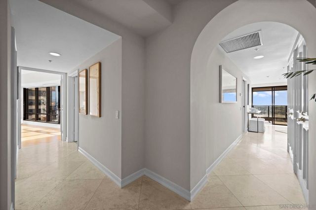 100 Harbor Dr 3005, San Diego, CA 92101