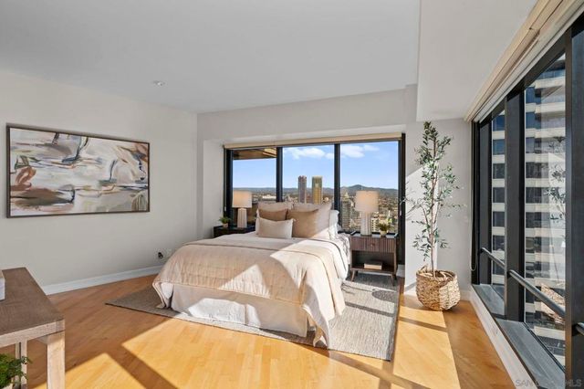 100 Harbor Dr 3005, San Diego, CA 92101