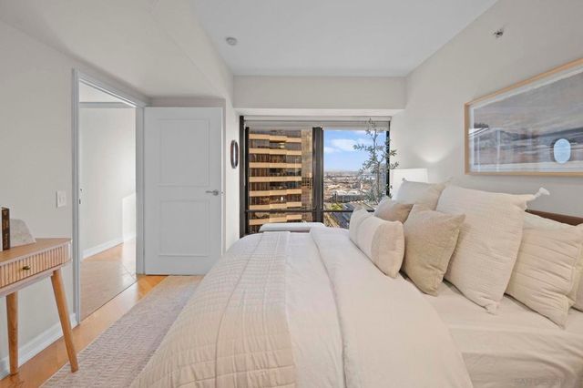 100 Harbor Dr 3005, San Diego, CA 92101