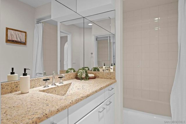 100 Harbor Dr 3005, San Diego, CA 92101