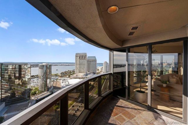 100 Harbor Dr 3005, San Diego, CA 92101