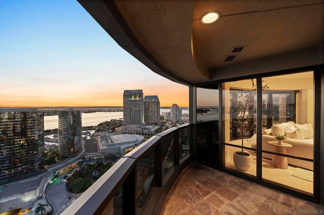 100 Harbor Dr 3005, San Diego, CA 92101