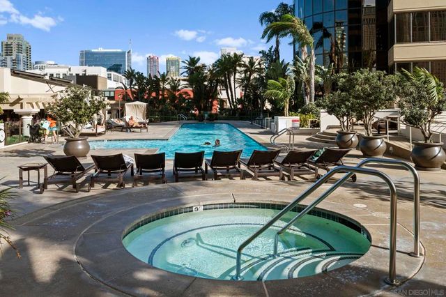 100 Harbor Dr 3005, San Diego, CA 92101