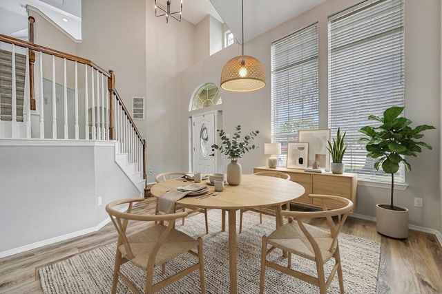 1020 Jefferson Street, Alvin, TX 77511