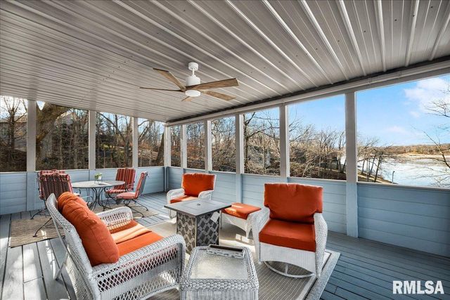 54 SHADY OAK Court, Dahinda, IL 61428