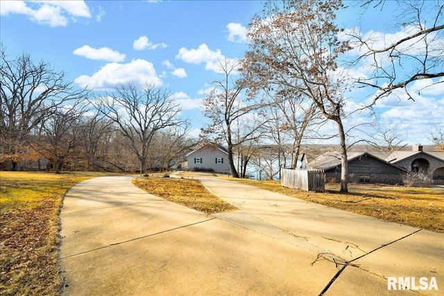 54 SHADY OAK Court, Dahinda, IL 61428