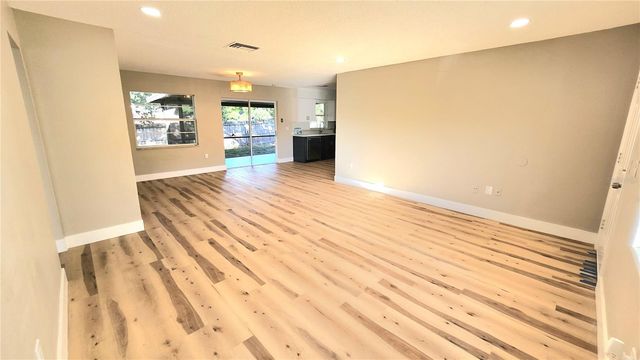 6245 FOX HUNT TRAIL, Orlando, FL 32808