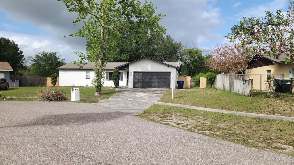 6245 FOX HUNT TRAIL, Orlando, FL 32808