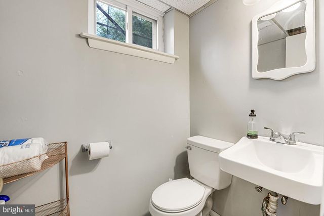 6714 AMHERST RD, Bryans Road, MD 20616