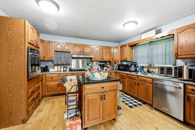 85 Dogwood Ridge Drive, Rogersville, MO 65742
