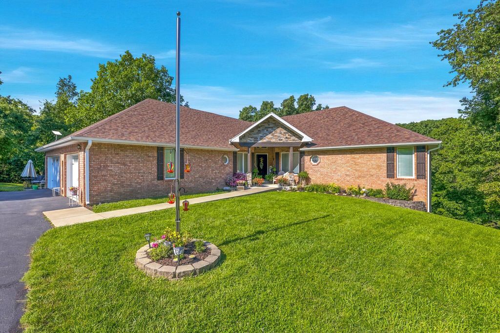 85 Dogwood Ridge Drive, Rogersville, MO 65742