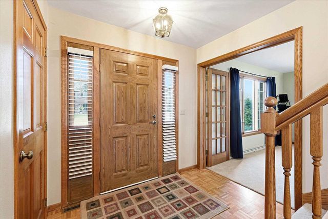 917 E KRAMER LANE, Appleton, WI 54915