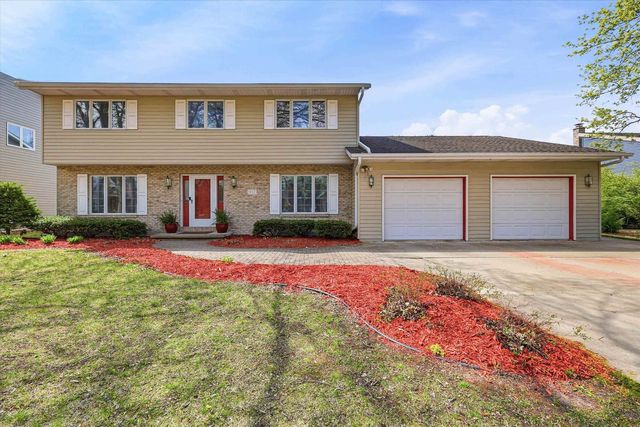 917 E KRAMER LANE, Appleton, WI 54915
