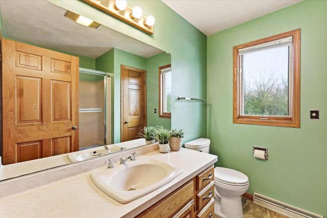 917 E KRAMER LANE, Appleton, WI 54915