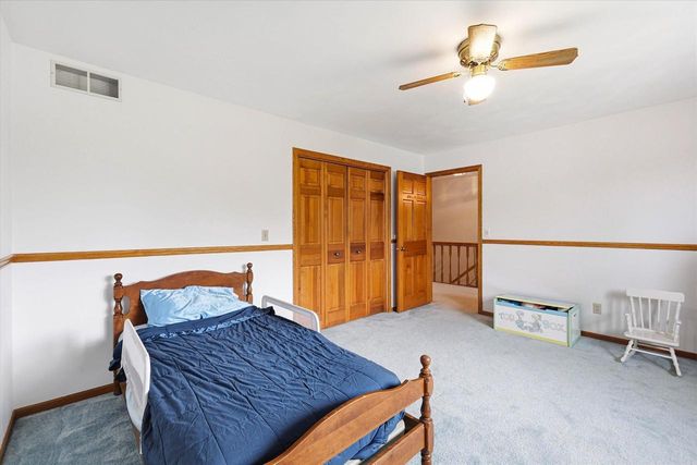 917 E KRAMER LANE, Appleton, WI 54915