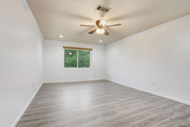 8080 Belle Helene Dr, Denham Springs, LA 70726