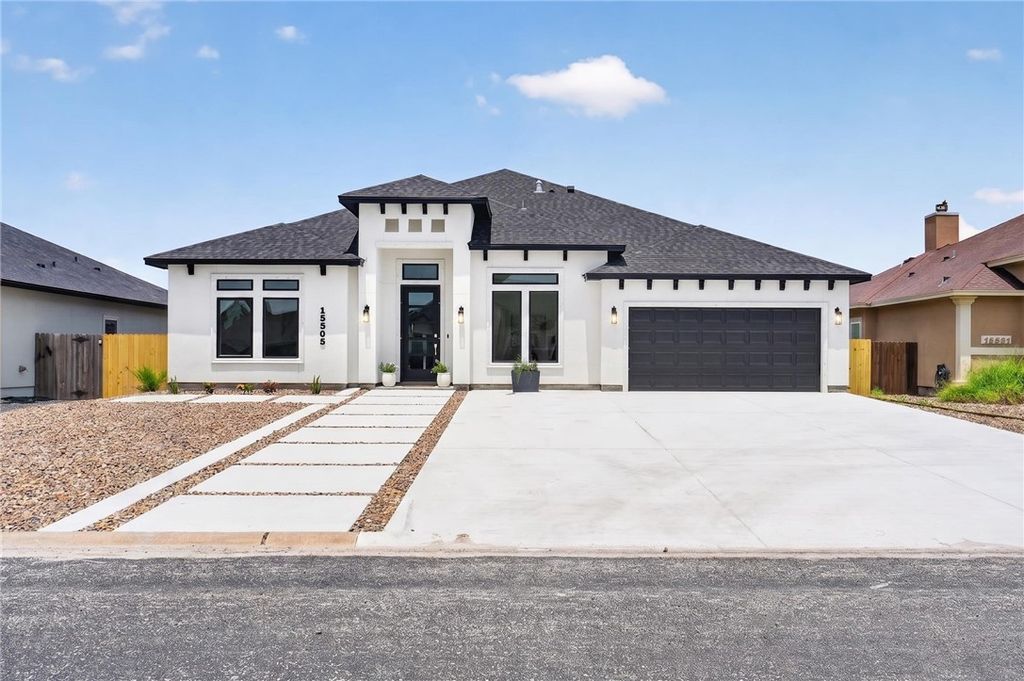 15505 Escapade St, Corpus Christi, TX 78418