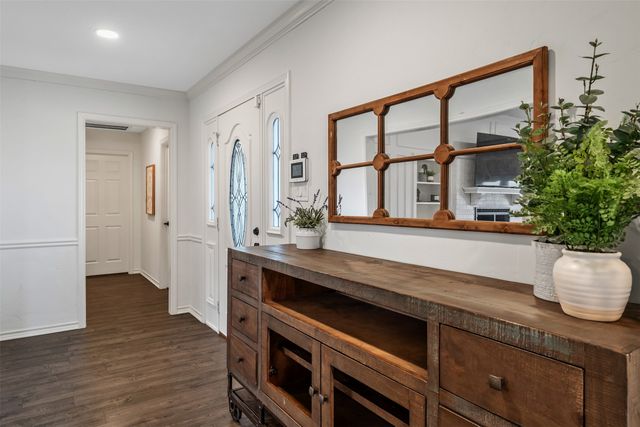 300 Rash Lane, Terrell, TX 75160