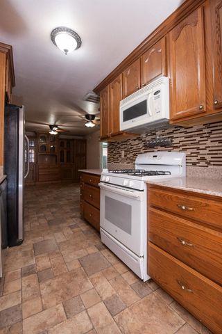 404 Trask Ln, Modesto, CA 95354