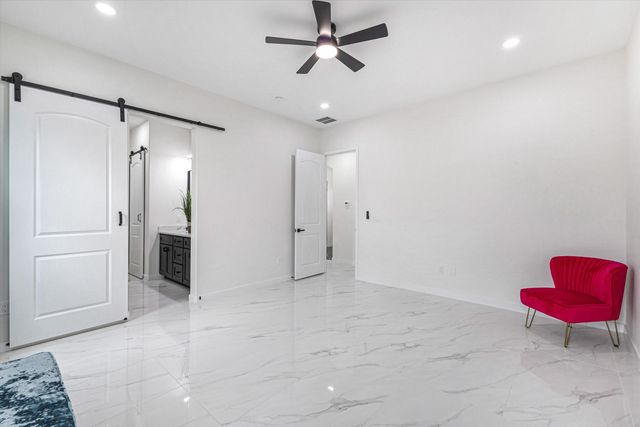 6030 Miller Road NE, Rio Rancho, NM 87144
