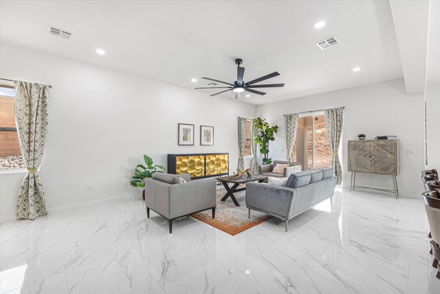 6030 Miller Road NE, Rio Rancho, NM 87144