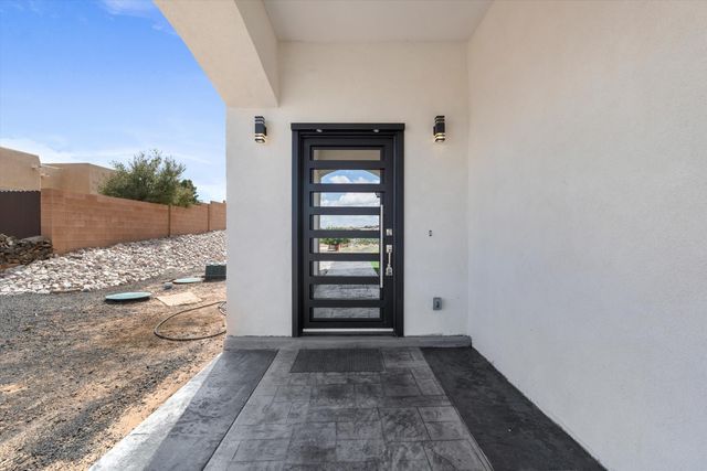 6030 Miller Road NE, Rio Rancho, NM 87144