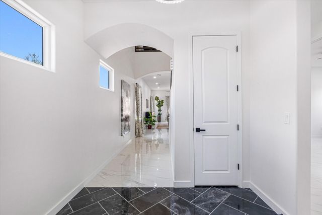 6030 Miller Road NE, Rio Rancho, NM 87144