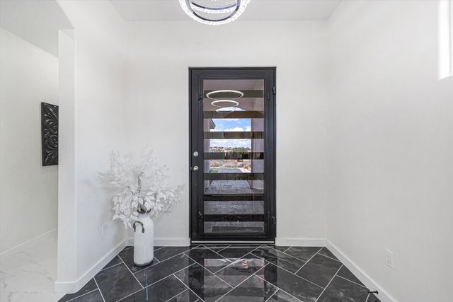 6030 Miller Road NE, Rio Rancho, NM 87144