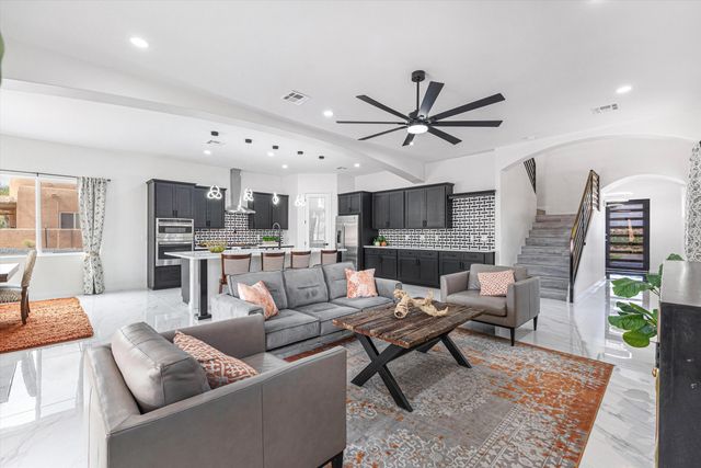 6030 Miller Road NE, Rio Rancho, NM 87144