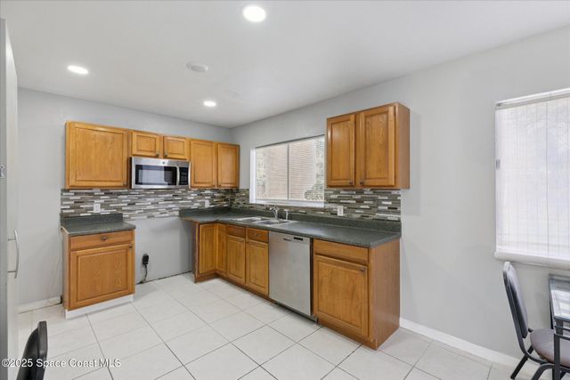 1390 Mariposa Drive NE, Palm Bay, FL 32905